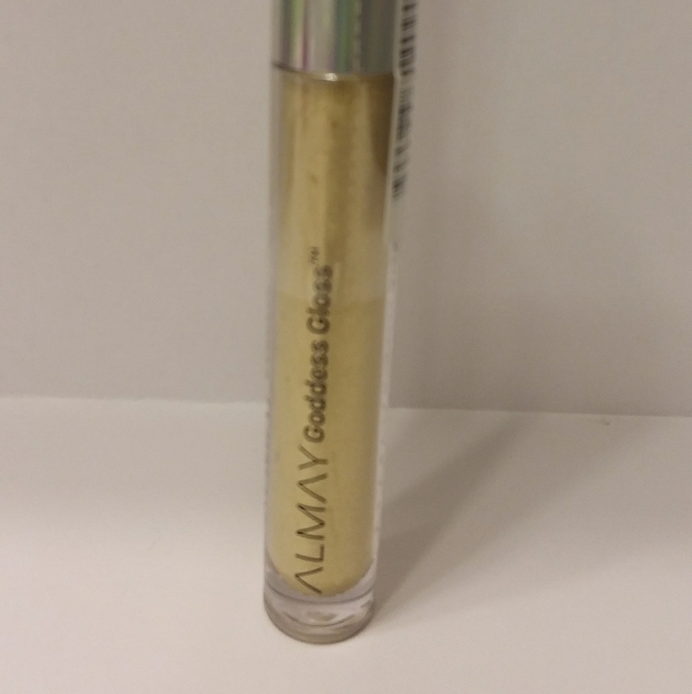 Almay Goddess gold lip gloss🍒🍒